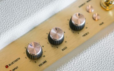 Everything you need to know about turn down phrasal verbs