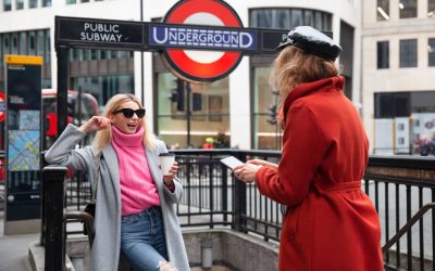 How to overcome fear of speaking English in public